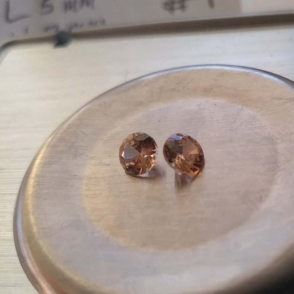 Imported peach sapphires 1.160 CTW round gemstones